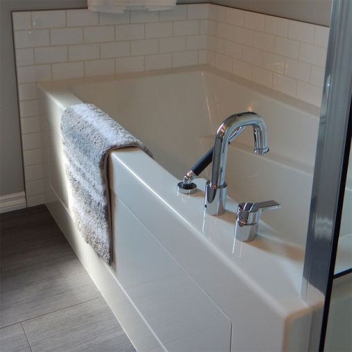 How to choose the right bath panel