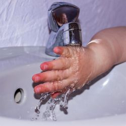 Bathroom mixer tap dripping or leaking? What to do